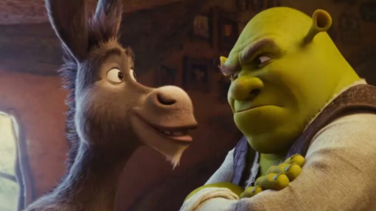 Derbez vuelve como Burro