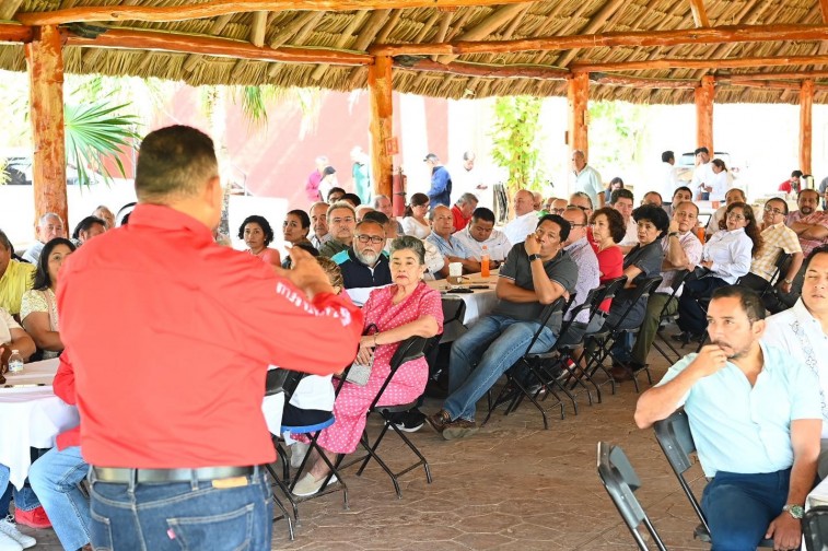 El diálogo, fundamental para completar la tarea en Yucatán: Rolando Zapata