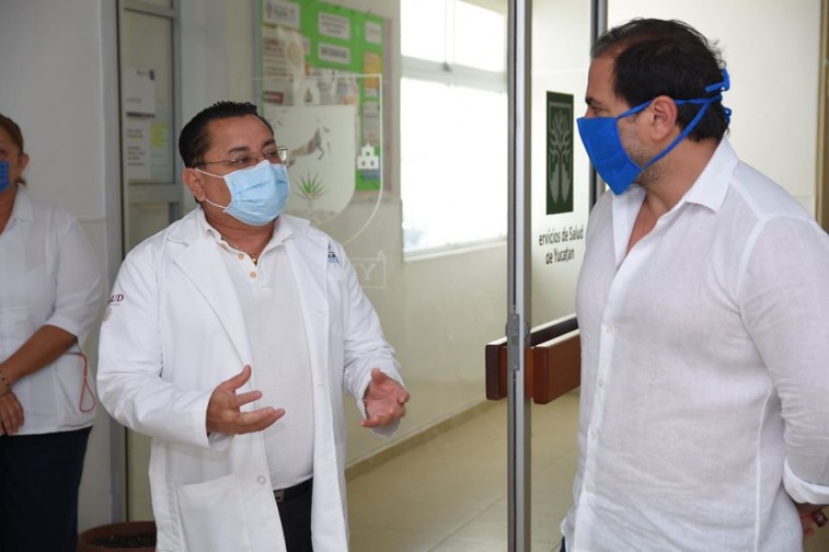Julián Zacarías Curi facilita desinfección al Centro de Salud de Progreso