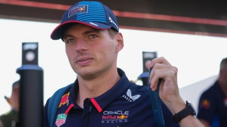 Verstappen Califica a su Auto como un Monstruo tras Desempeño Deficiente